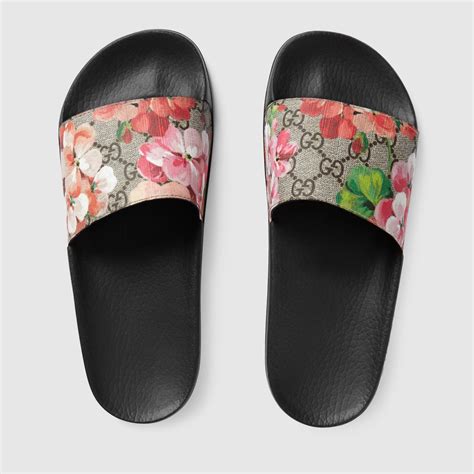 gucci gg blooms supreme slide sandals